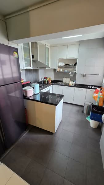 338 Clementi Avenue 2, 338 Clementi Avenue 2, Room Rental, 200 sqft, HDB Flat For Rent, by Johnnie Han, 500184550 - Kitchen - PropertyGuru.com.sg