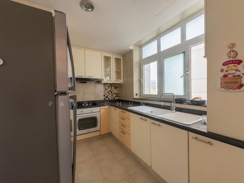 Summerhill, 50 Hume Avenue, 3 Bedrooms, 1,302 sqft, Condominium For Rent, by Pang Chun Enn, 500184558 - Kitchen - PropertyGuru.com.sg