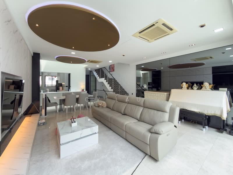 Mulberry Avenue, Mulberry Avenue, 3 Bedrooms, 2,969 sqft, Terraced House For Sale, by CY Lau, 500184560 - Living Room - PropertyGuru.com.sg
