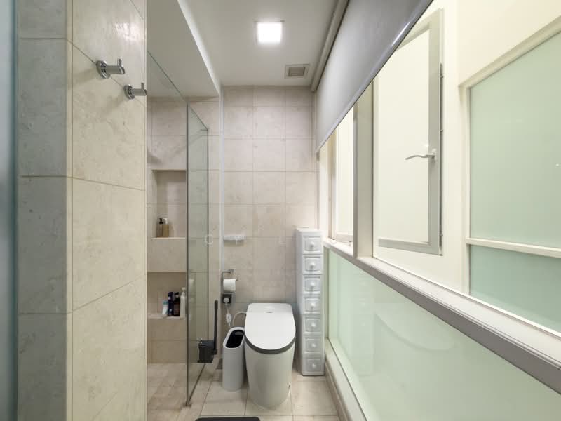 Mulberry Avenue, Mulberry Avenue, 3 Bedrooms, 2,969 sqft, Terraced House For Sale, by CY Lau, 500184560 - Level 2 - Bathroom 2 - PropertyGuru.com.sg