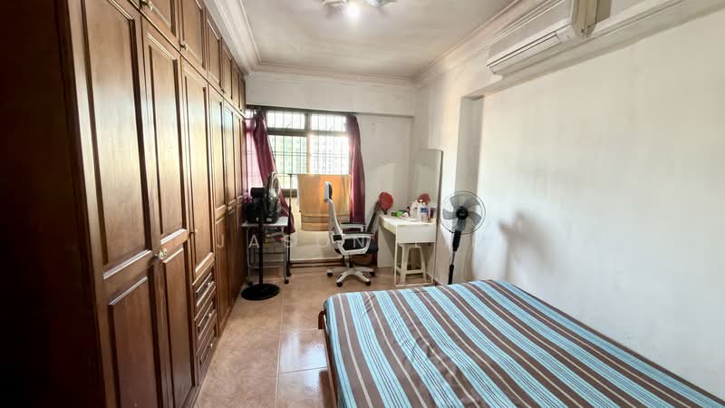 528 Woodlands Drive 14, 528 Woodlands Drive 14, 3 Bedrooms, 1,345 sqft, HDB Flat For Sale, by Jason Lim, 500184564 - Bedroom - PropertyGuru.com.sg