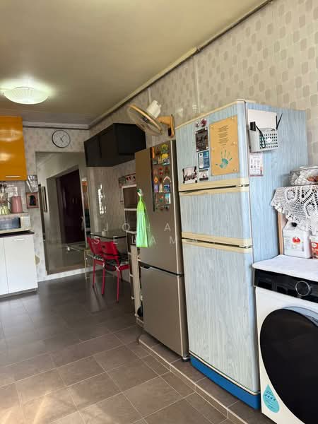 22 Marsiling Drive, 22 Marsiling Drive, 2 Bedrooms, 882 sqft, HDB Flat For Sale, by Johari Selamat, 500184565 - Kitchen - PropertyGuru.com.sg