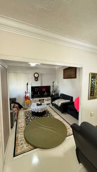 22 Marsiling Drive, 22 Marsiling Drive, 2 Bedrooms, 882 sqft, HDB Flat For Sale, by Johari Selamat, 500184565 - Living Room - PropertyGuru.com.sg
