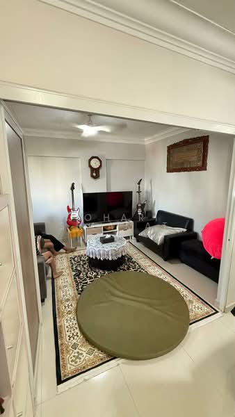 22 Marsiling Drive, 22 Marsiling Drive, 2 Bedrooms, 882 sqft, HDB Flat For Sale, by Johari Selamat, 500184565 - Living Room - PropertyGuru.com.sg