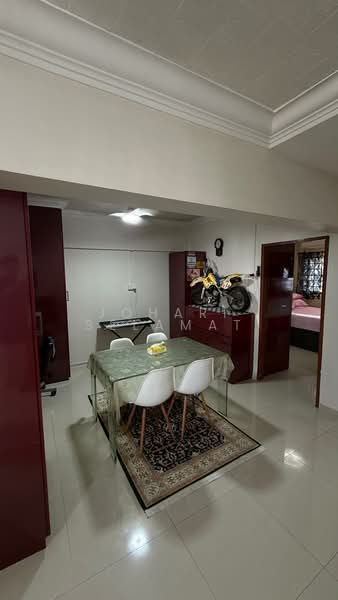 22 Marsiling Drive, 22 Marsiling Drive, 2 Bedrooms, 882 sqft, HDB Flat For Sale, by Johari Selamat, 500184565 - Dining Room - PropertyGuru.com.sg
