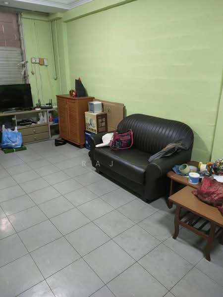 112 Aljunied Crescent, 112 Aljunied Crescent, 2 Bedrooms, 735 sqft, HDB Flat For Rent, by Raj ., 500184575 - Living Room - PropertyGuru.com.sg