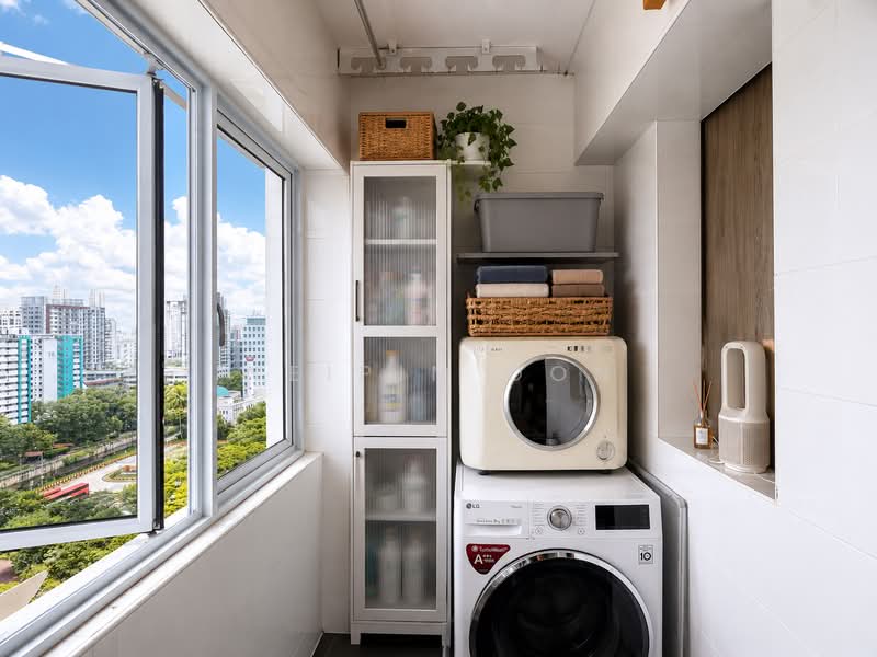 112 Whampoa Road, 112 Whampoa Road, 3 Bedrooms, 1,335 sqft, HDB Flat For Sale, by WeiPin Oon, 500184582 - Balcony - PropertyGuru.com.sg