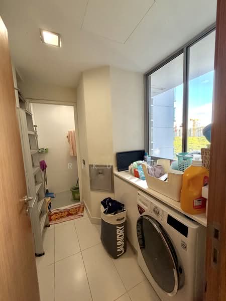 Waterfront Key, 780 Bedok Reservoir Road, 4 Bedrooms, 1,518 sqft, Condominium For Sale, by Riku Ng, 500184587 - Interior - PropertyGuru.com.sg