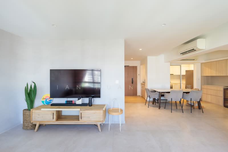 622A Tampines Avenue 12, 622A Tampines Avenue 12, 3 Bedrooms, 1,216 sqft, HDB Flat For Sale, by Lilian Huang 黄丽莲, 500184606 - Living Room - PropertyGuru.com.sg