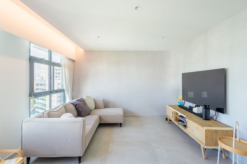 622A Tampines Avenue 12, 622A Tampines Avenue 12, 3 Bedrooms, 1,216 sqft, HDB Flat For Sale, by Lilian Huang 黄丽莲, 500184606 - Living Room - PropertyGuru.com.sg