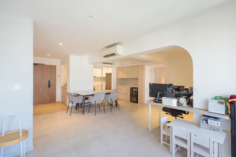 622A Tampines Avenue 12, 622A Tampines Avenue 12, 3 Bedrooms, 1,216 sqft, HDB Flat For Sale, by Lilian Huang 黄丽莲, 500184606 - Dining Room - PropertyGuru.com.sg
