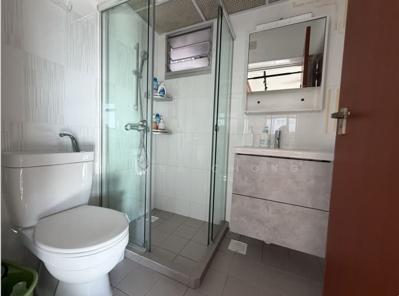 82A Circuit Road, 82A Circuit Road, 2 Bedrooms, 732 sqft, HDB Flat For Sale, by Klyssa Chong, 500184607 - Bathroom - PropertyGuru.com.sg