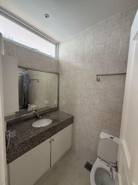 Faber Hills Estate, Faber Park, 4 Bedrooms, 6,500 sqft, Detached House For Rent, by Qwek Koo, 500184608 - Bathroom - PropertyGuru.com.sg