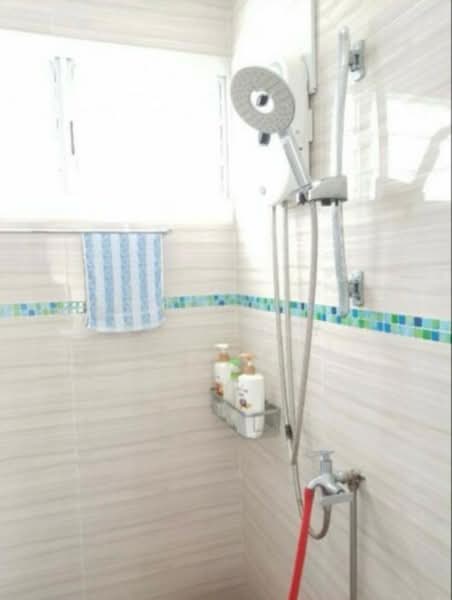 658 Jalan Tenaga, 658 Jalan Tenaga, Room Rental, 200 sqft, HDB Flat For Rent, by Alan Huy, 500184610 - Bathroom - PropertyGuru.com.sg