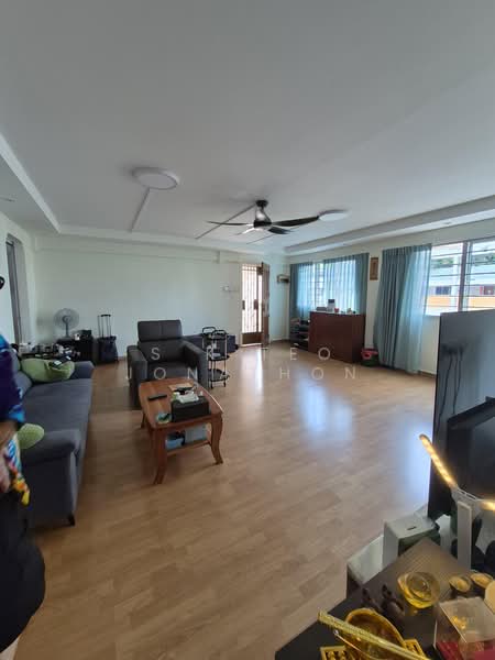 772 Yishun Avenue 3, 772 Yishun Avenue 3, Room Rental, 120 sqft, HDB Flat For Rent, by S K Teo Jonathon, 500184616 - Living Room - PropertyGuru.com.sg
