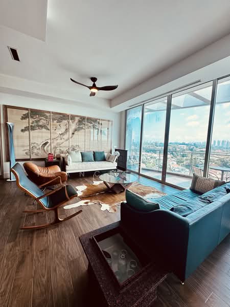 The Solitaire, 5A Balmoral Park, 4 Bedrooms, 2,626 sqft, Condominium For Rent, by Torie Frances Doshi, 500184617 - Living Room - PropertyGuru.com.sg