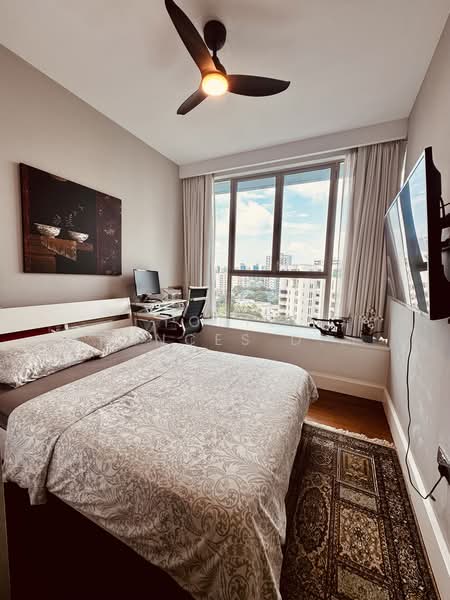 The Solitaire, 5A Balmoral Park, 4 Bedrooms, 2,626 sqft, Condominium For Rent, by Torie Frances Doshi, 500184617 - Bedroom - PropertyGuru.com.sg