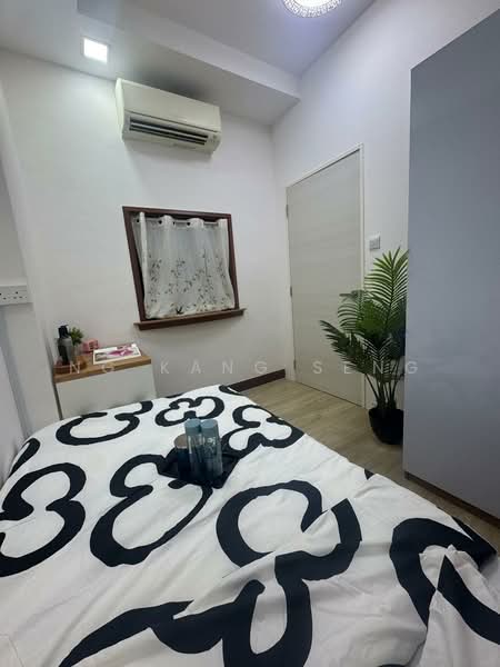 Eastpoint Green, 1 Simei Street 3, Room Rental, 150 sqft, Condominium For Rent, by Ng Kang Seng, 500184618 - Bedroom - PropertyGuru.com.sg