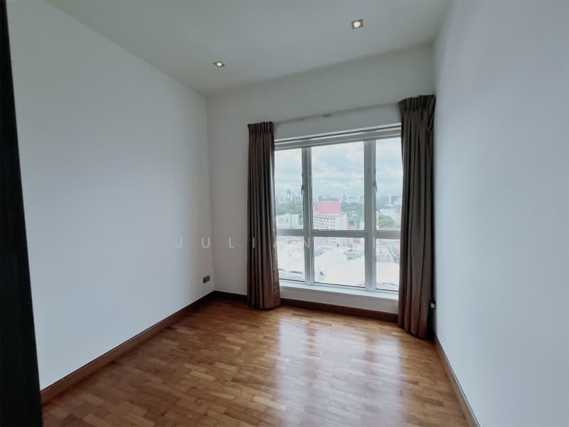 Burlington Square, 175 Bencoolen Street, 3 Bedrooms, 3,036 sqft, Apartment For Rent, by Julian Li, 500184621 - PropertyGuru.com.sg