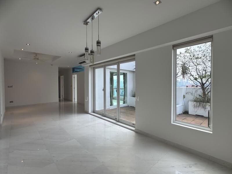 Burlington Square, 175 Bencoolen Street, Beach Road / Bugis / Rochor, 4 Bedrooms, 3,036 sqft, Apartment For Rent, by Julian Li, 500184621 - Living Room - PropertyGuru.com.sg