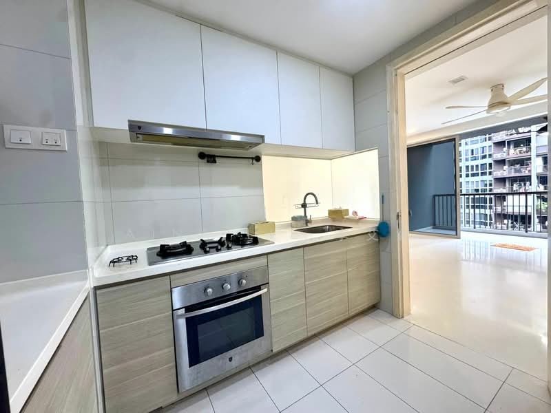 Spacious 3 Bedders at Sengkang (Kangkar LRT), , 3 Bedrooms, 1,023 sqft, Executive Condominium For Rent, by Aina Lie 李艾娜, 500184623 - Kitchen - PropertyGuru.com.sg