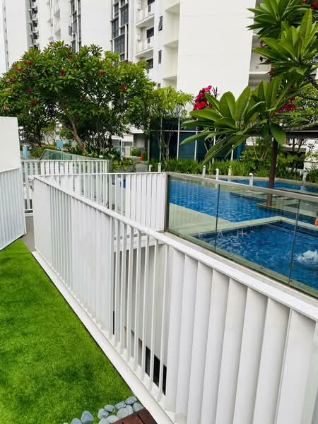 Waterbank at Dakota, 25 Dakota Crescent, 2 Bedrooms, 1,421 sqft, Condominium For Sale, by Karen Seah, 500184625 - Exterior - PropertyGuru.com.sg