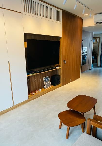 Waterbank at Dakota, 25 Dakota Crescent, 2 Bedrooms, 1,421 sqft, Condominium For Sale, by Karen Seah, 500184625 - Living Room - PropertyGuru.com.sg