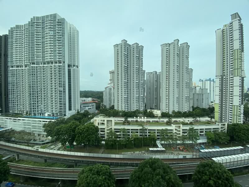 Queens, 16 Stirling Road, 3 Bedrooms, 1,184 sqft, Condominium For Sale, by Han Yijie, 500184629 - Exterior - PropertyGuru.com.sg