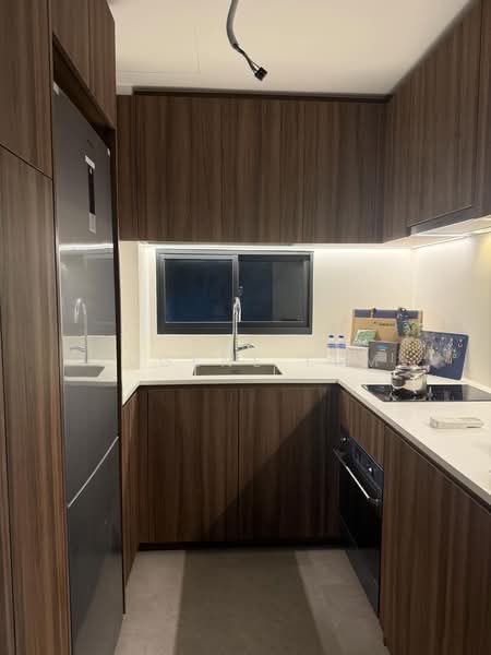 Lentor Modern, Lentor Central, 2 Bedrooms, 732 sqft, Condominium For Rent, by Eugene Lum, 500184630 - Kitchen - PropertyGuru.com.sg