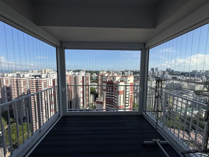 The Metropolitan Condominium, 6 Alexandra View, 2 Bedrooms, 1,033 sqft, Condominium For Rent, by David Chandra, 500184632 - Balcony - PropertyGuru.com.sg