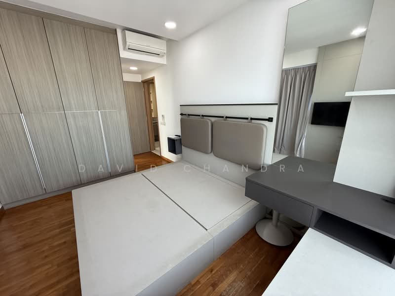 The Metropolitan Condominium, 6 Alexandra View, 2 Bedrooms, 1,033 sqft, Condominium For Rent, by David Chandra, 500184632 - Bedroom - PropertyGuru.com.sg