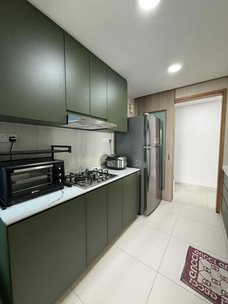 The Metropolitan Condominium, 6 Alexandra View, Alexandra / Commonwealth, 2 Bedrooms, 1,033 sqft, Condominium For Rent, by David Chandra, 500184632 - Kitchen - PropertyGuru.com.sg