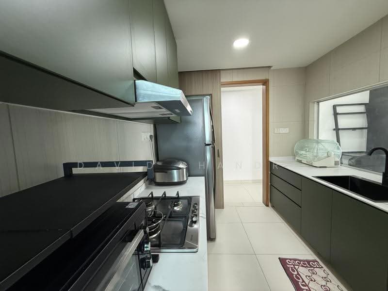 The Metropolitan Condominium, 6 Alexandra View, Alexandra / Commonwealth, 2 Bedrooms, 1,033 sqft, Condominium For Rent, by David Chandra, 500184632 - Kitchen - PropertyGuru.com.sg