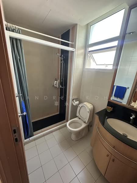 Summerhill, 50 Hume Avenue, 3 Bedrooms, 1,302 sqft, Condominium For Rent, by Andrew Koh 辜永光, 500184635 - Bathroom - PropertyGuru.com.sg