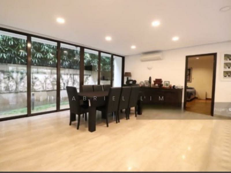 ⭐WOW $1,8XX PSF ONLY⭐✅HUGE BUNGALOW IN D10✅❤️ELEVATED LAND❤️, NAMLY / JALAN HAJI ALIAS / CORONATION / BUKIT TIMAH / HOLLAND, 5 Bedrooms, 9,750 sqft, Bungalow House For Sale, by Gabriel Lim, 500184636 - Dining Room - PropertyGuru.com.sg