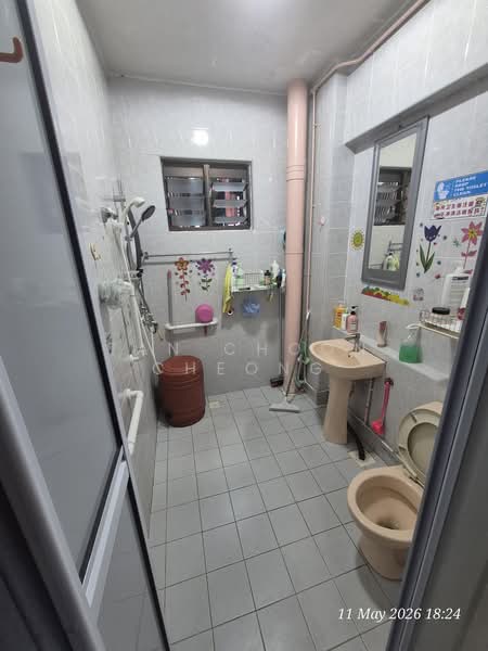 509 Woodlands Drive 14, 509 Woodlands Drive 14, Room Rental, 100 sqft, HDB Flat For Rent, by Tan Choon Cheong, 500184643 - Bathroom - PropertyGuru.com.sg
