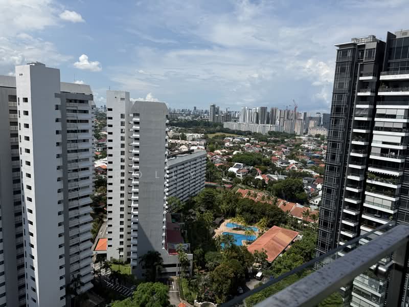 The Trizon, 8 Ridgewood Close, 2 Bedrooms, 1,012 sqft, Condominium For Rent, by Dolly Lian, 500184655 - Great views - PropertyGuru.com.sg