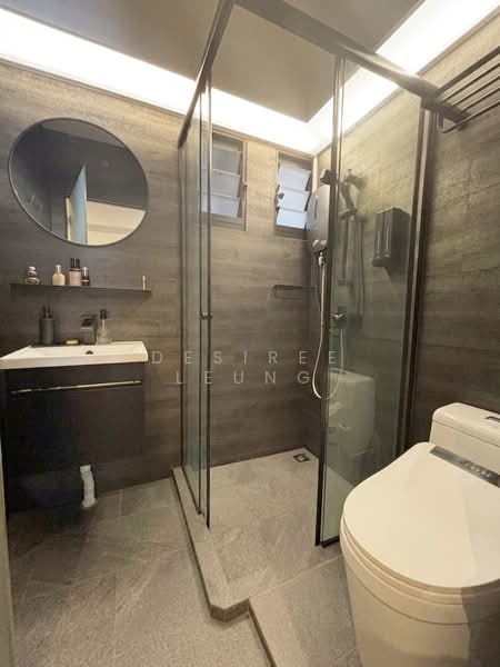 259C Punggol Field, 259C Punggol Field, 3 Bedrooms, 1,001 sqft, HDB Flat For Sale, by Desiree Leung, 500184658 - Bathroom - PropertyGuru.com.sg