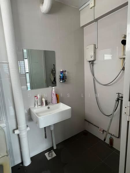 219A Jurong East Street 21, 219A Jurong East Street 21, 3 Bedrooms, 1,270 sqft, HDB Flat For Sale, by Dennis Lim, 500184663 - PropertyGuru.com.sg