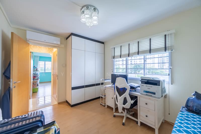 668 Choa Chu Kang Crescent, 668 Choa Chu Kang Crescent, 3 Bedrooms, 1,098 sqft, HDB Flat For Sale, by Caryn Annabelle Ho, 500184671 - Study - PropertyGuru.com.sg