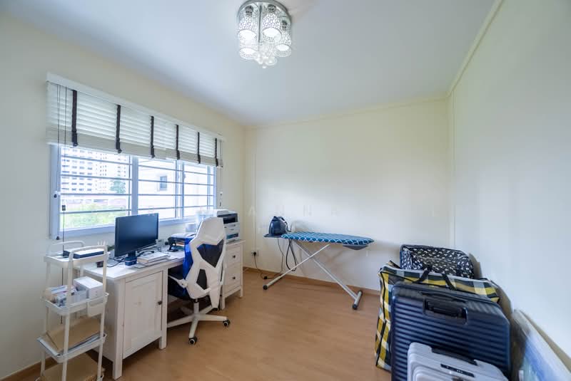 668 Choa Chu Kang Crescent, 668 Choa Chu Kang Crescent, 3 Bedrooms, 1,098 sqft, HDB Flat For Sale, by Caryn Annabelle Ho, 500184671 - Study - PropertyGuru.com.sg