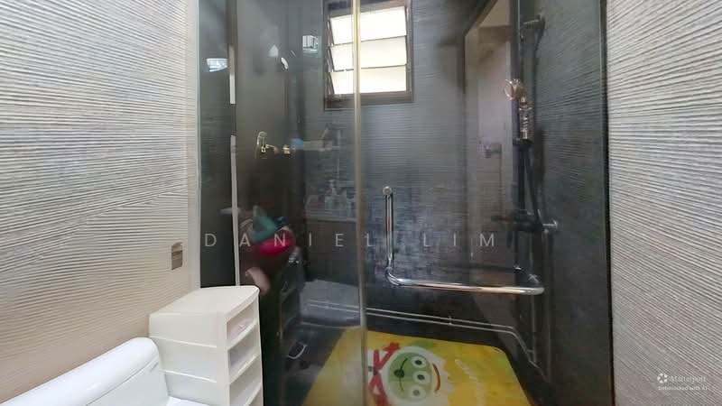 117A Rivervale Drive, 117A Rivervale Drive, 3 Bedrooms, 1,023 sqft, HDB Flat For Sale, by Daniel Lim, 500184682 - Bathroom - PropertyGuru.com.sg