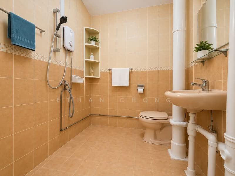 556 Jurong West Street 42, 556 Jurong West Street 42, 4 Bedrooms, 1,593 sqft, HDB Flat For Sale, by Ethan Chong, 500184684 - Bathroom - PropertyGuru.com.sg