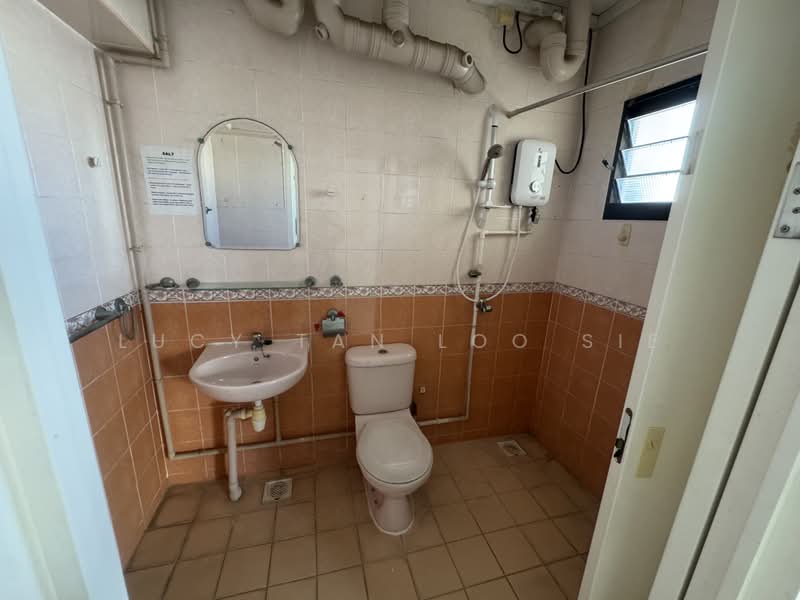260B Sengkang East Way, 260B Sengkang East Way, 3 Bedrooms, 1,184 sqft, HDB Flat For Sale, by Lucy Tan Loo Sie, 500184708 - PropertyGuru.com.sg