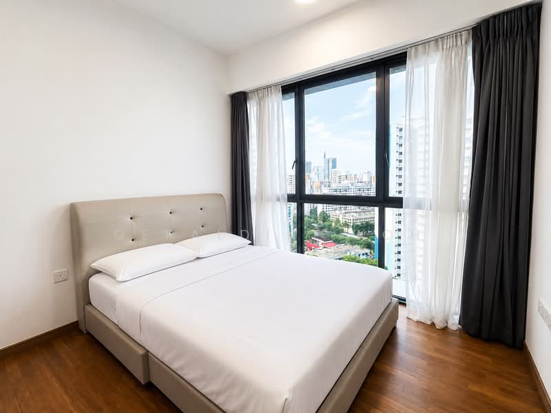 J Gateway, 2 Gateway Drive, 2 Bedrooms, 689 sqft, Condominium For Rent, by Geraldine Koh, 500184721 - Bedroom - PropertyGuru.com.sg