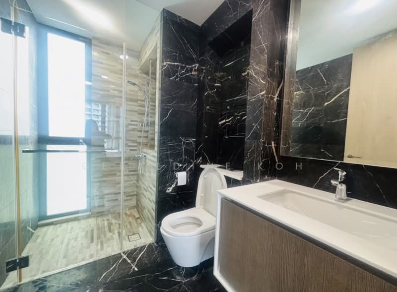 J Gateway, 2 Gateway Drive, 2 Bedrooms, 689 sqft, Condominium For Rent, by Geraldine Koh, 500184721 - Bathroom - PropertyGuru.com.sg