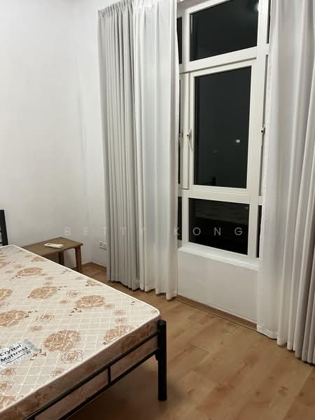 Summerhill, 50 Hume Avenue, 3 Bedrooms, 1,302 sqft, Condominium For Rent, by Betty Kong, 500184723 - PropertyGuru.com.sg