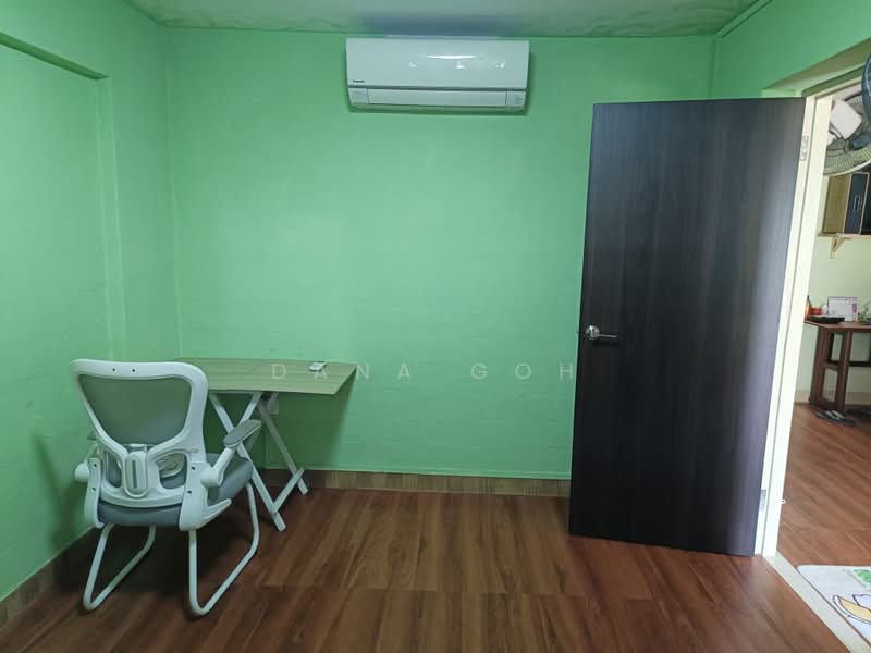 195 Kim Keat Avenue, 195 Kim Keat Avenue, Room Rental, 180 sqft, HDB Flat For Rent, by Dana Goh, 500184726 - Study - PropertyGuru.com.sg
