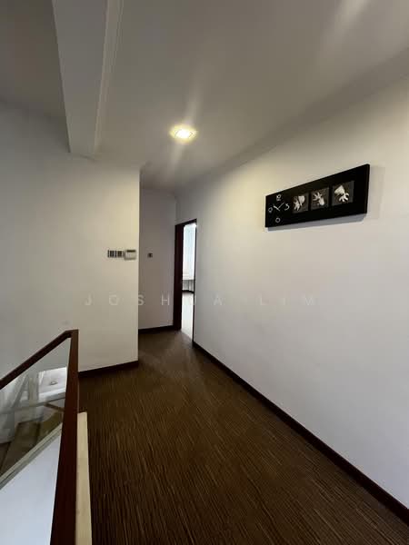 Tivoli Gardens Corner Terrace, Tai Keng Gardens, Tai Keng Place, Jalan Kelichap, Upper Paya Lebar Road, Tai Keng Avenue, Tai Keng Terrace, Tai Keng Lane, Jalan Lokam, Lorong Gambir, Lorong Ong Lye, 5 Bedrooms, 2,500 sqft, Corner Terrace For Sale, by Joshua Lim, 500184730 - Corridor - PropertyGuru.com.sg