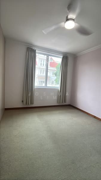 Tivoli Gardens Corner Terrace, Tai Keng Gardens, Tai Keng Place, Jalan Kelichap, Upper Paya Lebar Road, Tai Keng Avenue, Tai Keng Terrace, Tai Keng Lane, Jalan Lokam, Lorong Gambir, Lorong Ong Lye, 5 Bedrooms, 2,500 sqft, Corner Terrace For Sale, by Joshua Lim, 500184730 - Bedroom - PropertyGuru.com.sg